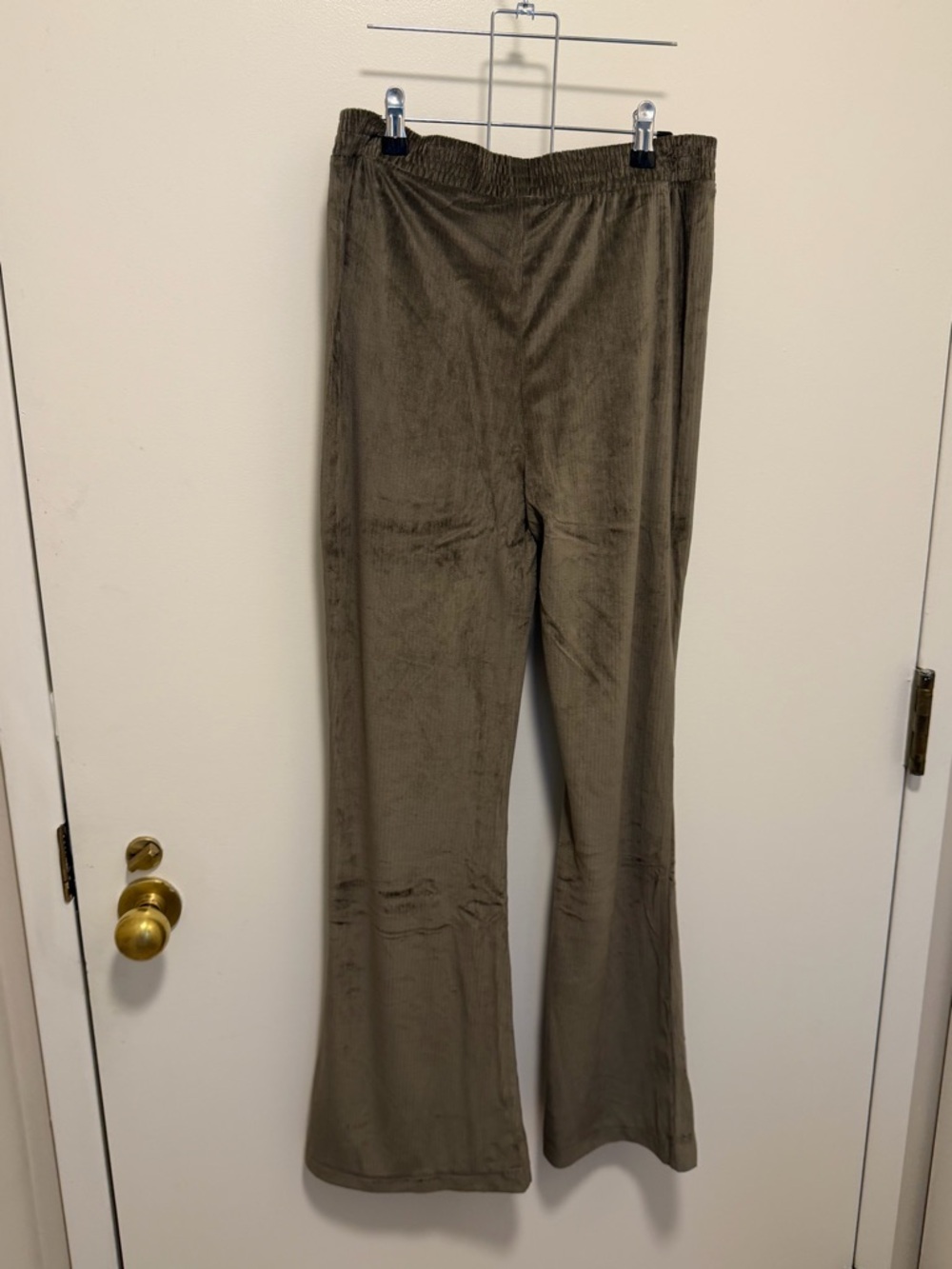Industry Velvet Flare Pants size Medium NWT
